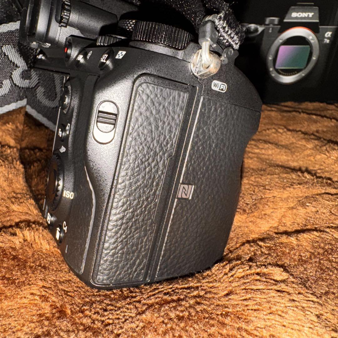 SONY α7III ボディ+レンズキット