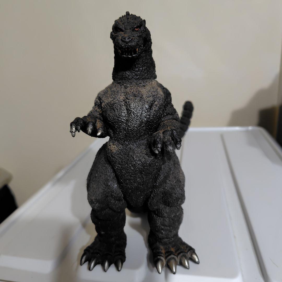 バンダイ　ソフビ　ゴジラ　黒いゴジラフィギュア