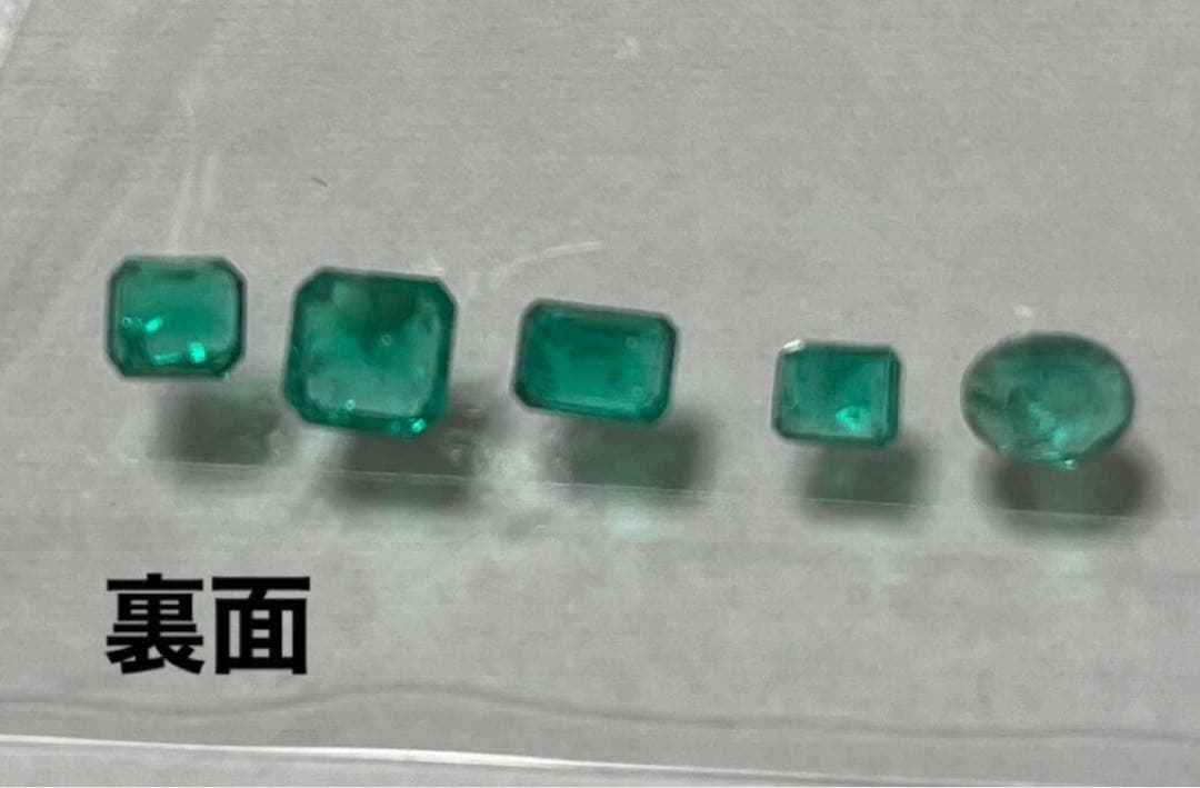 天然エメラルドルース5pcs 計1.211ct
