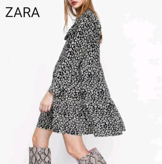 メルカリ Zara ヒョウ柄 レオパード柄 長袖ワンピース Aライン ひざ丈ワンピース 2 500 中古や未使用のフリマ