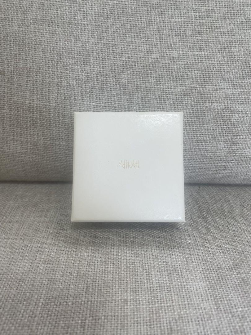 AHKAH ミモザピアス　k18 イエローゴールド