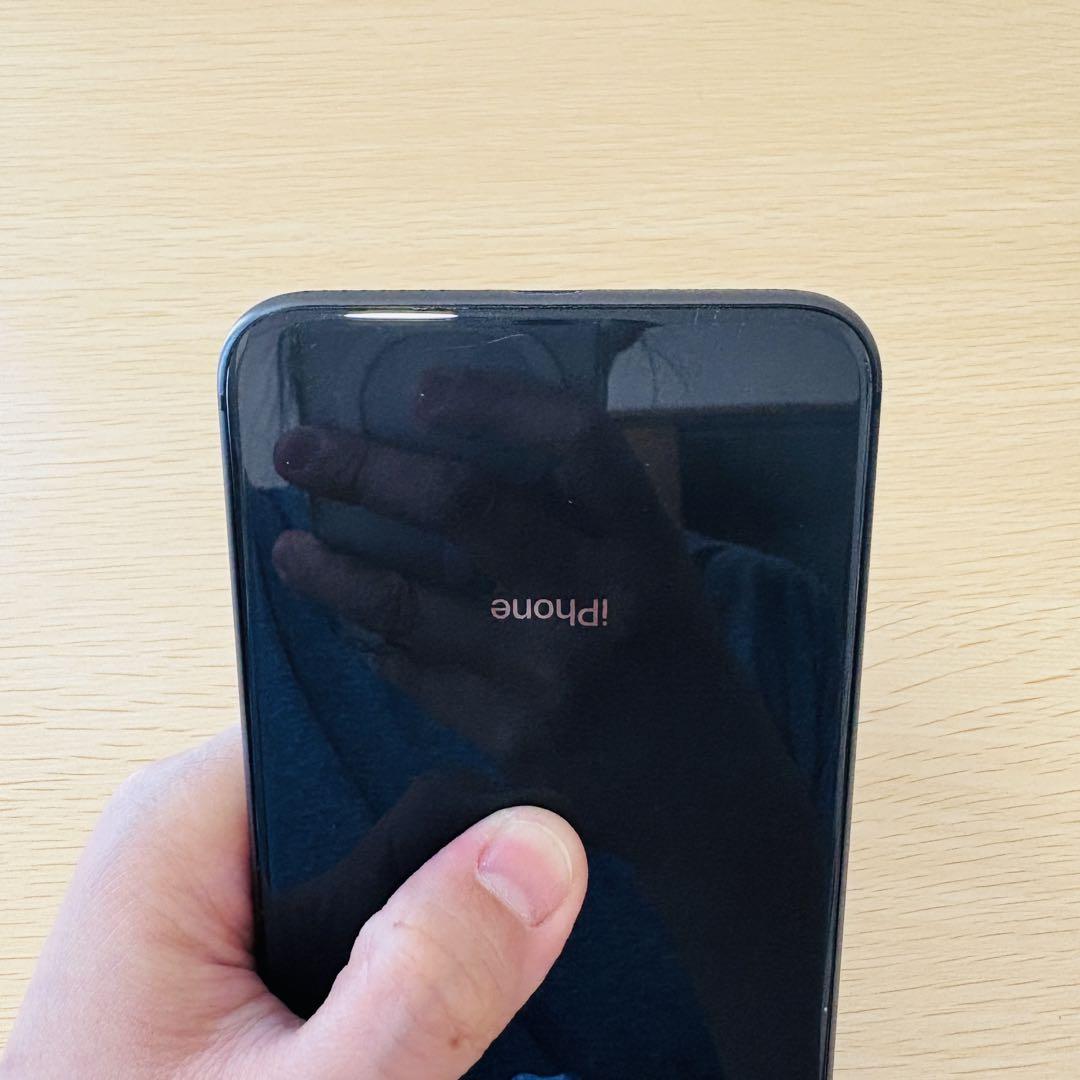 「100％バッテリ」Apple iPhone 8 Plus 本体 64G