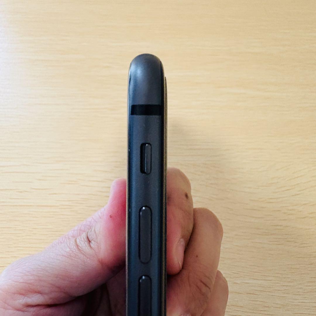 「100％バッテリ」Apple iPhone 8 Plus 本体 64G