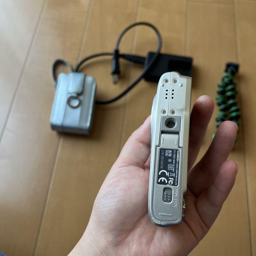 CASIO EXILIM EX-Z300 デジタルカメラ