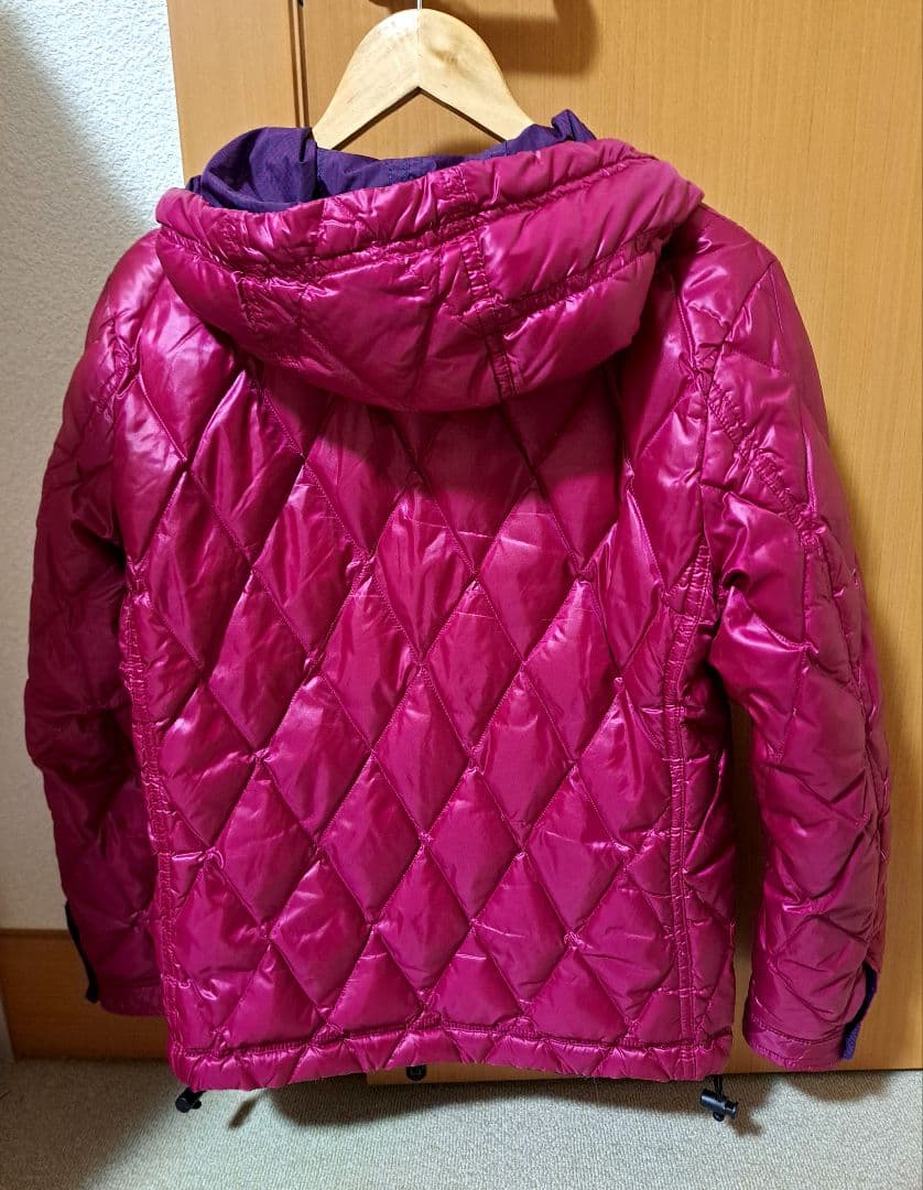 早い者勝ち 美品リバーシブルダウン バーバリーブラックレーベル クレストブリッジ 早い者勝ち 美品リバーシブルダウン バーバリーブラックレーベル クレストブリッジ