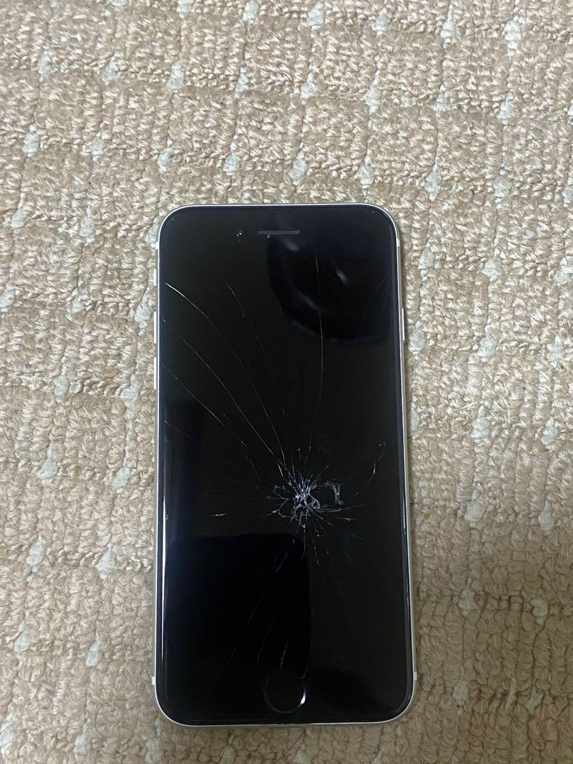し*ね様 Apple iPhone SE (第2世代) ホワイト 本体