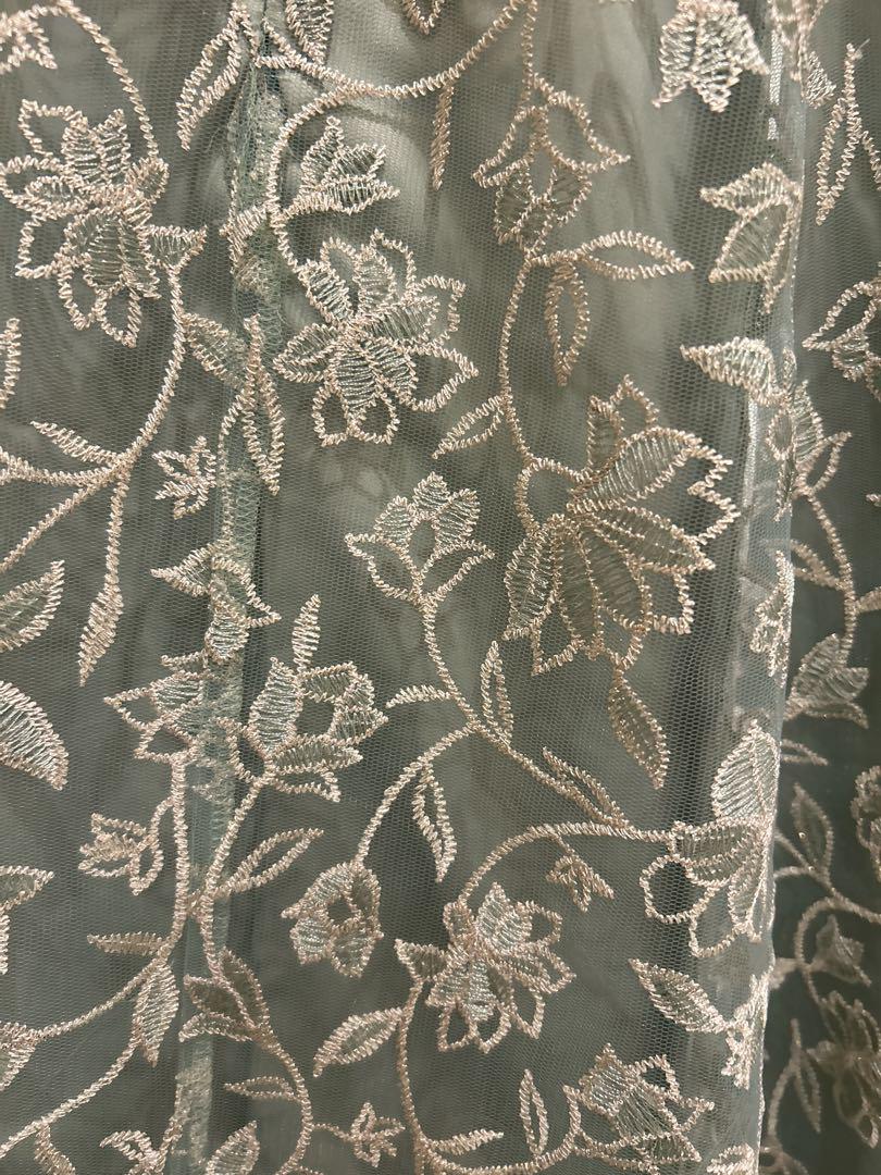 【美品】LILY BROWN チュール刺繍ドレス