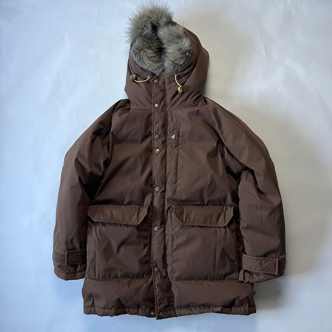 ダウン ブラウン