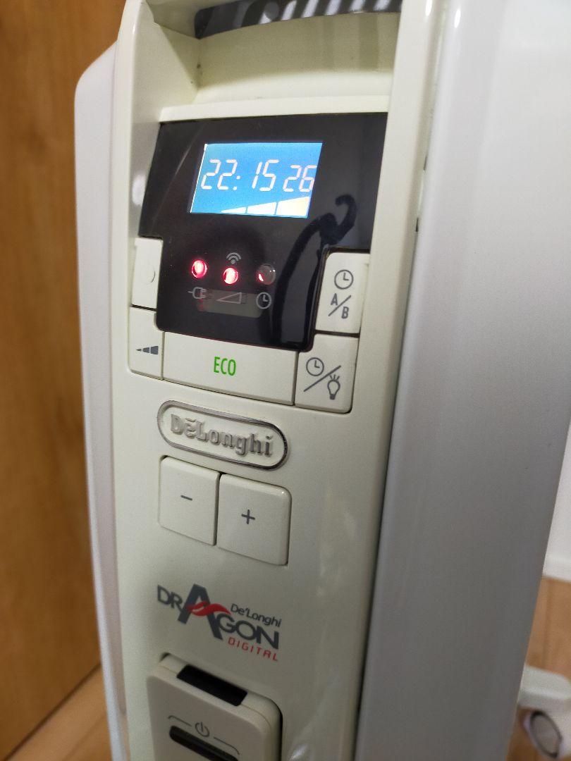 【専用】DeLonghi デロンギ オイルヒーター DDQ0915-WH