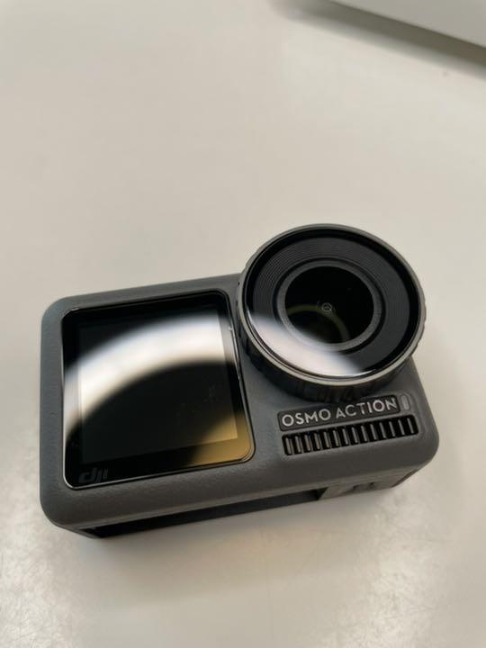 42%割引ホワイト系人気 【極美品】DJI OSMO ACTION 純正バッテリー1つ