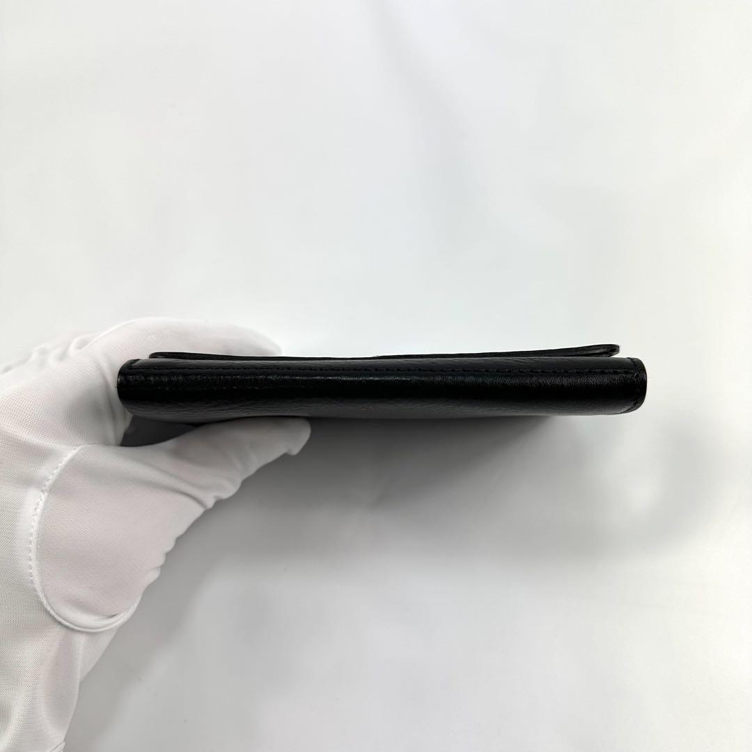 【美品】イルビゾンテ 二つ折り財布 黒 コンパクトウォレット シボ 金ボタン