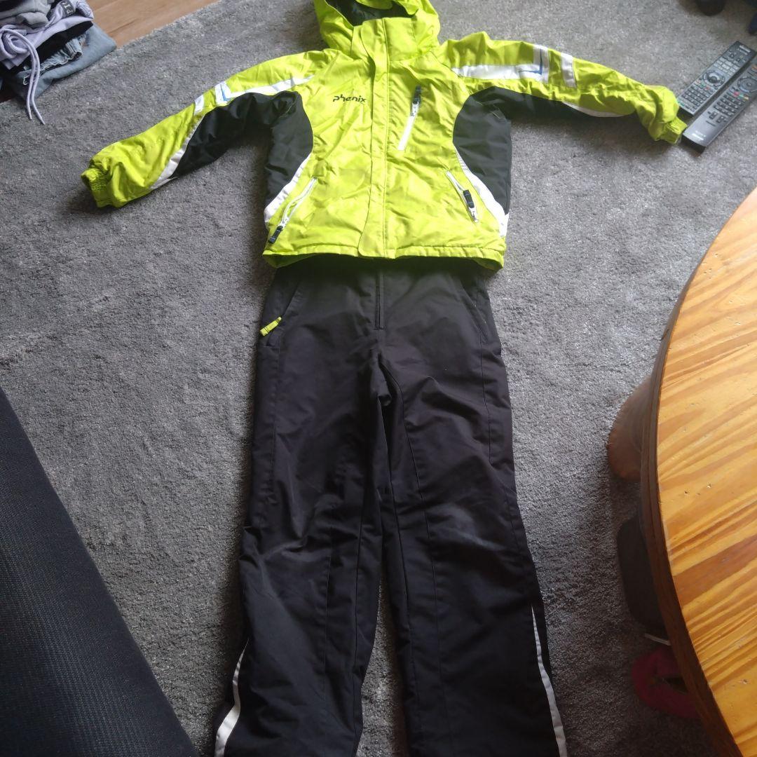 Phenix 子ども用スキーウェア 黒/黄 子ども用フェニックススキーウェア 蛍光イエロー/黒 - メルカリ