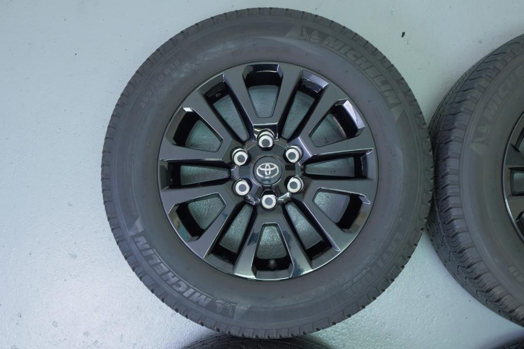 プラド純正 ブラックエディション 18インチ ミシュラン 265/60R18