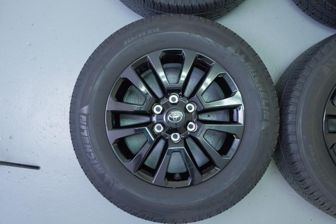 プラド純正 ブラックエディション 18インチ ミシュラン 265/60R18
