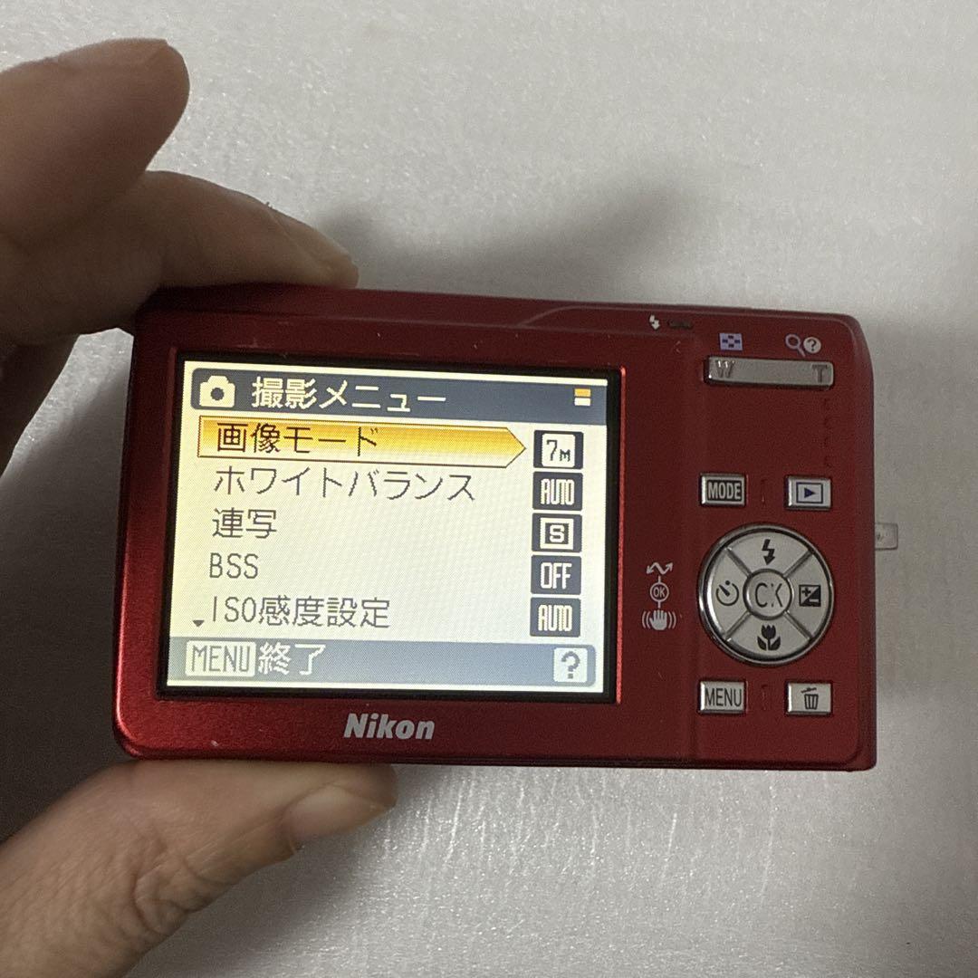 ❗️激安価格❗️デジカメ　本体　Nikon Coolpix S200