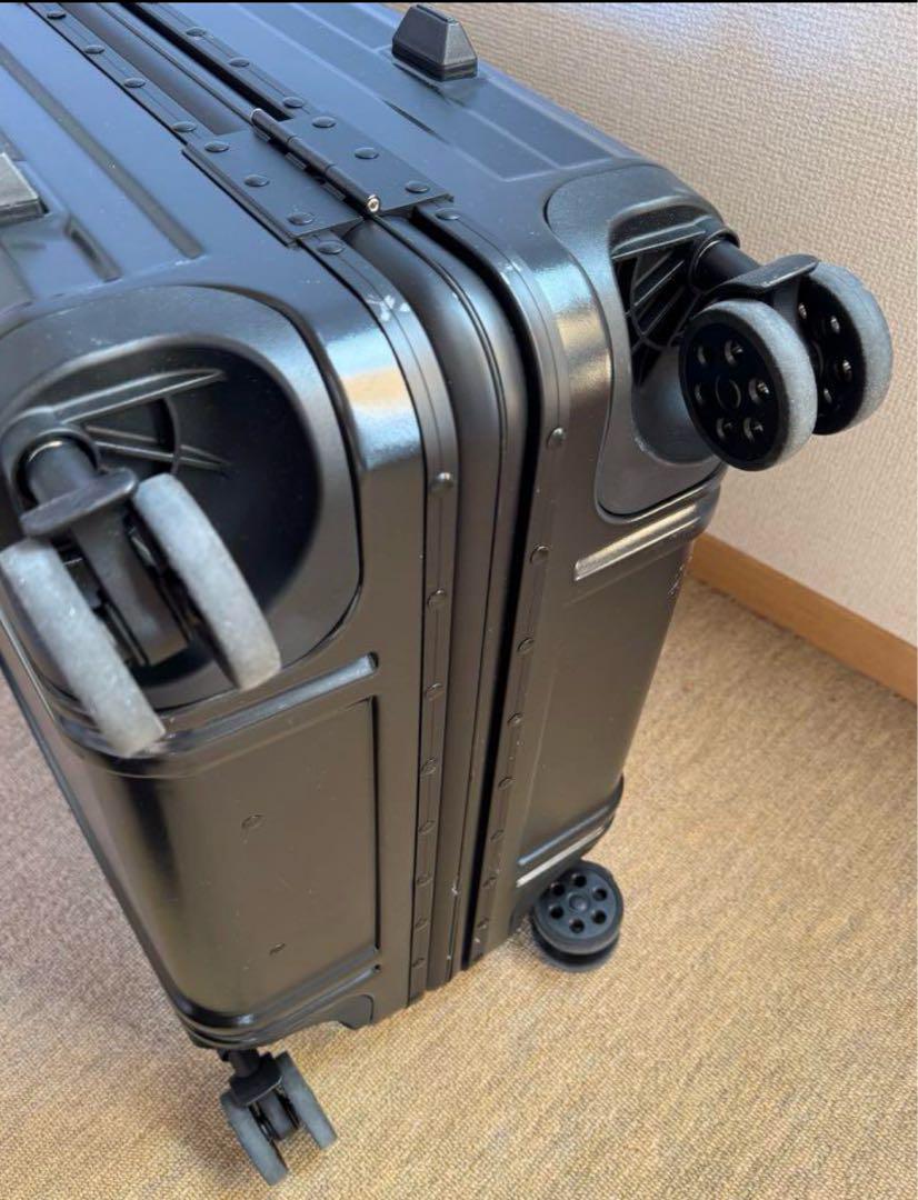 スーツケース 83L TSAロック フレームタイプ軽量Lサイズ 静音8輪　黒