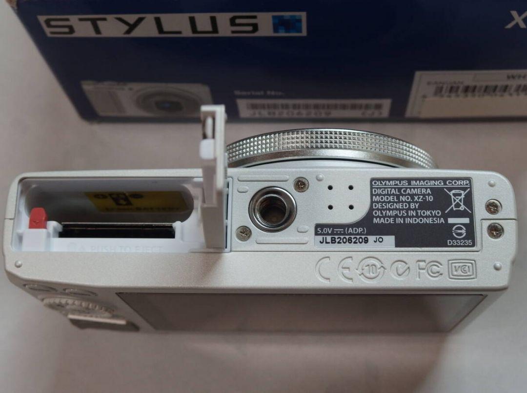専用です。XZ-10 白 美品 オリンパス STYLUS シリコンジャケット純正