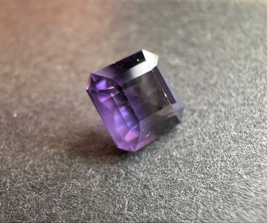 パープルスピネル ルース 1.41ct パープルスピネル ルース 1.41ct