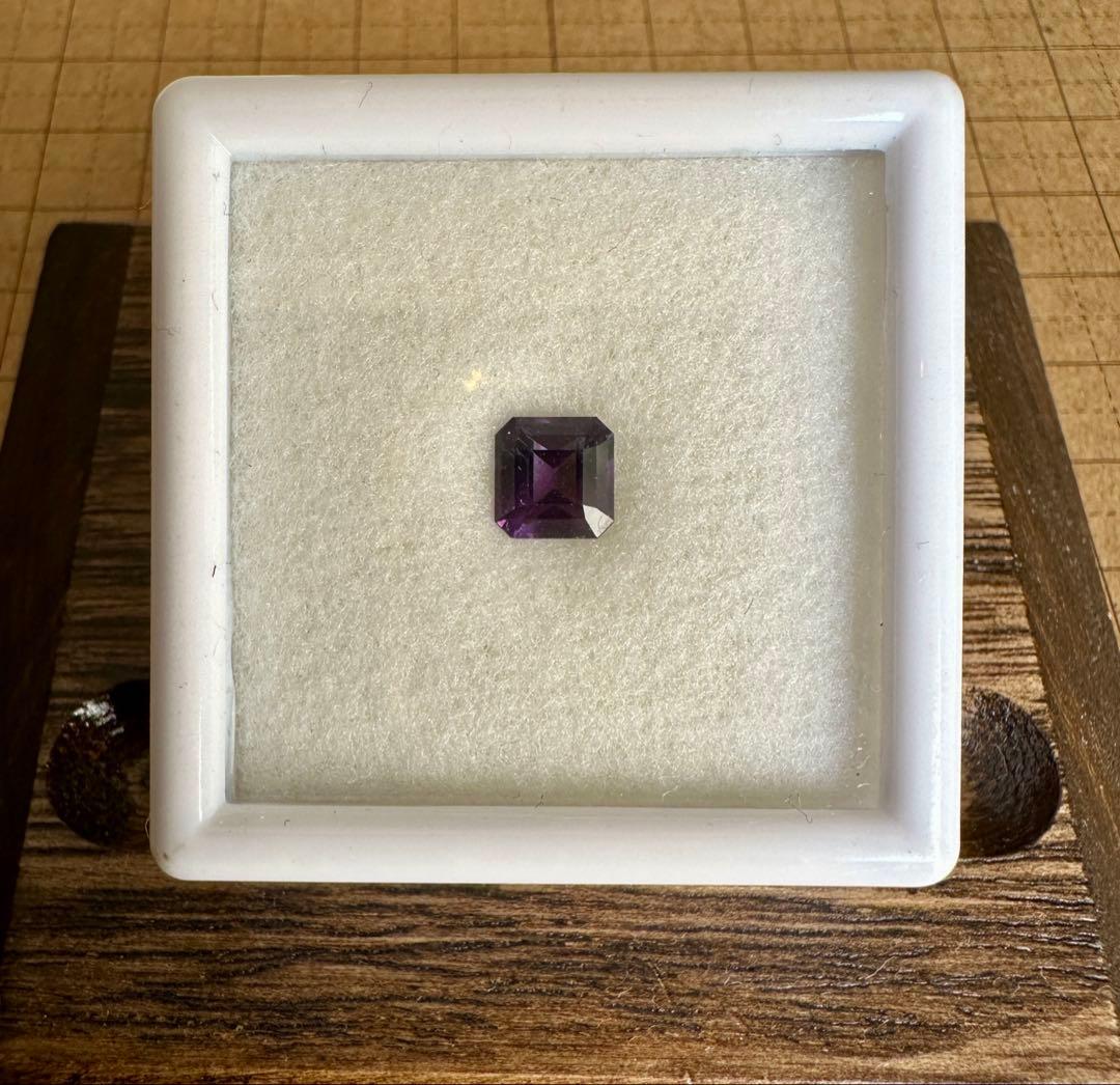 パープルスピネル ルース 1.41ct パープルスピネル ルース 1.41ct