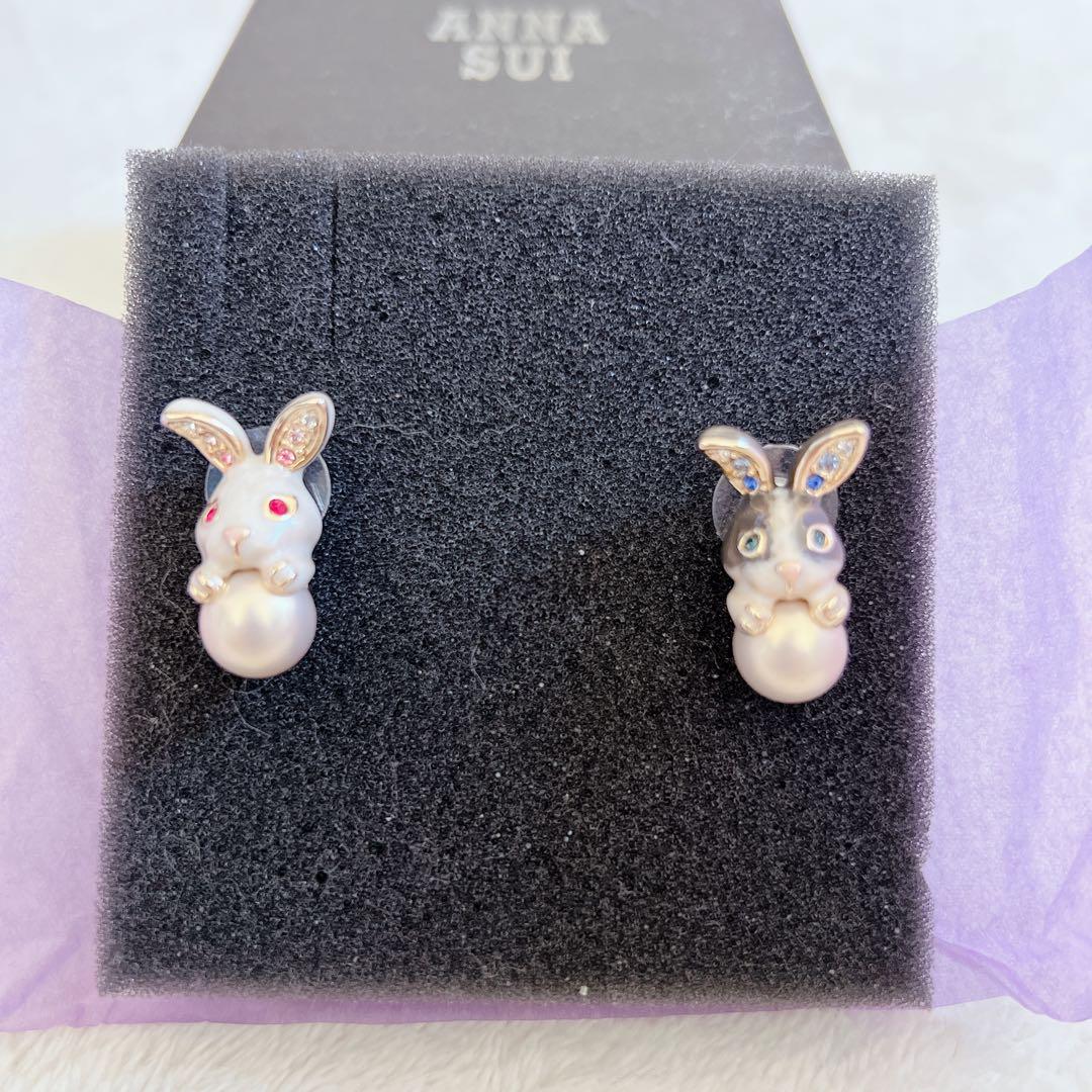 ANNA SUI うさぎモチーフピアス レディース