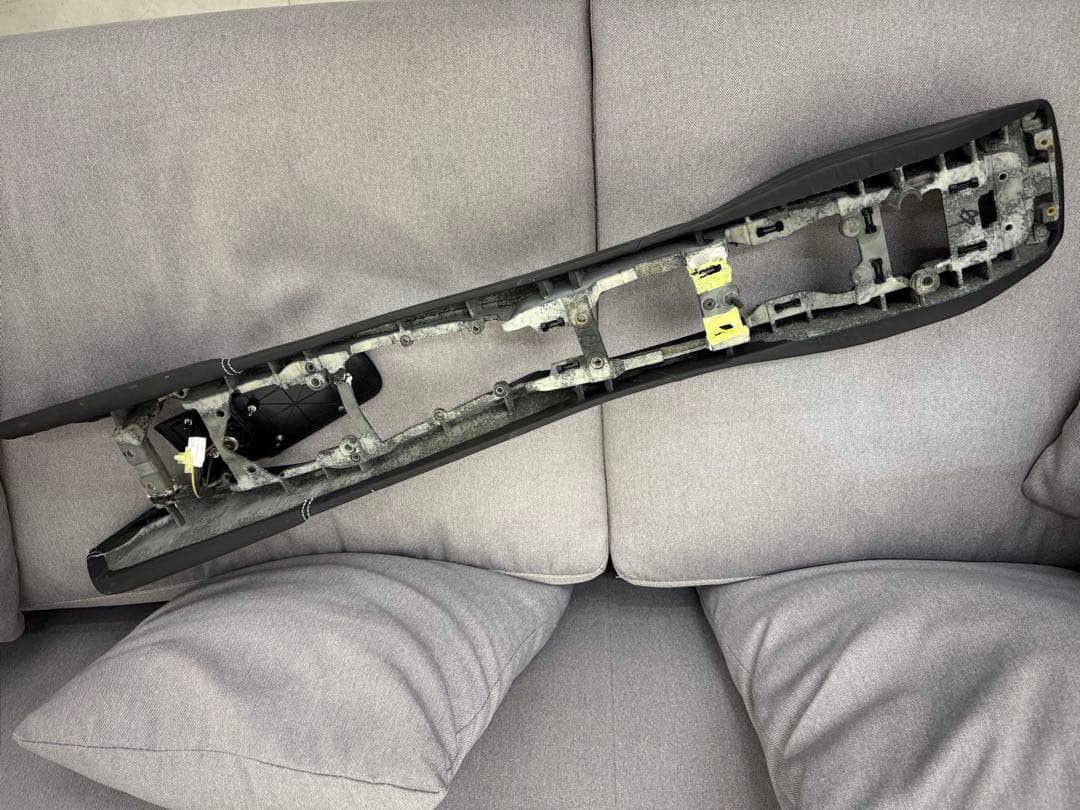 488用 センターコンソールFERRARI