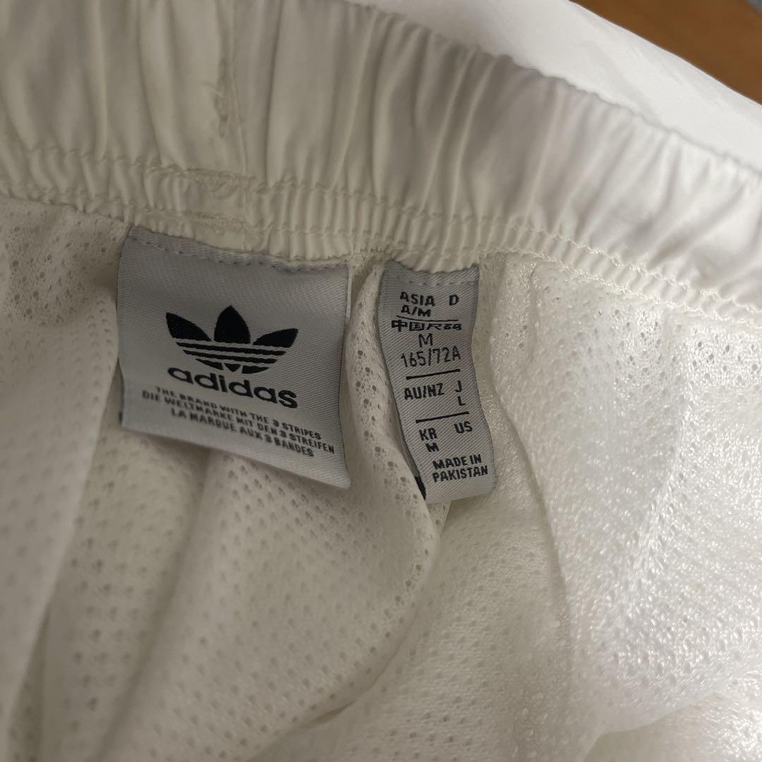 adidas アディダス　ホワイト ワイドパンツ