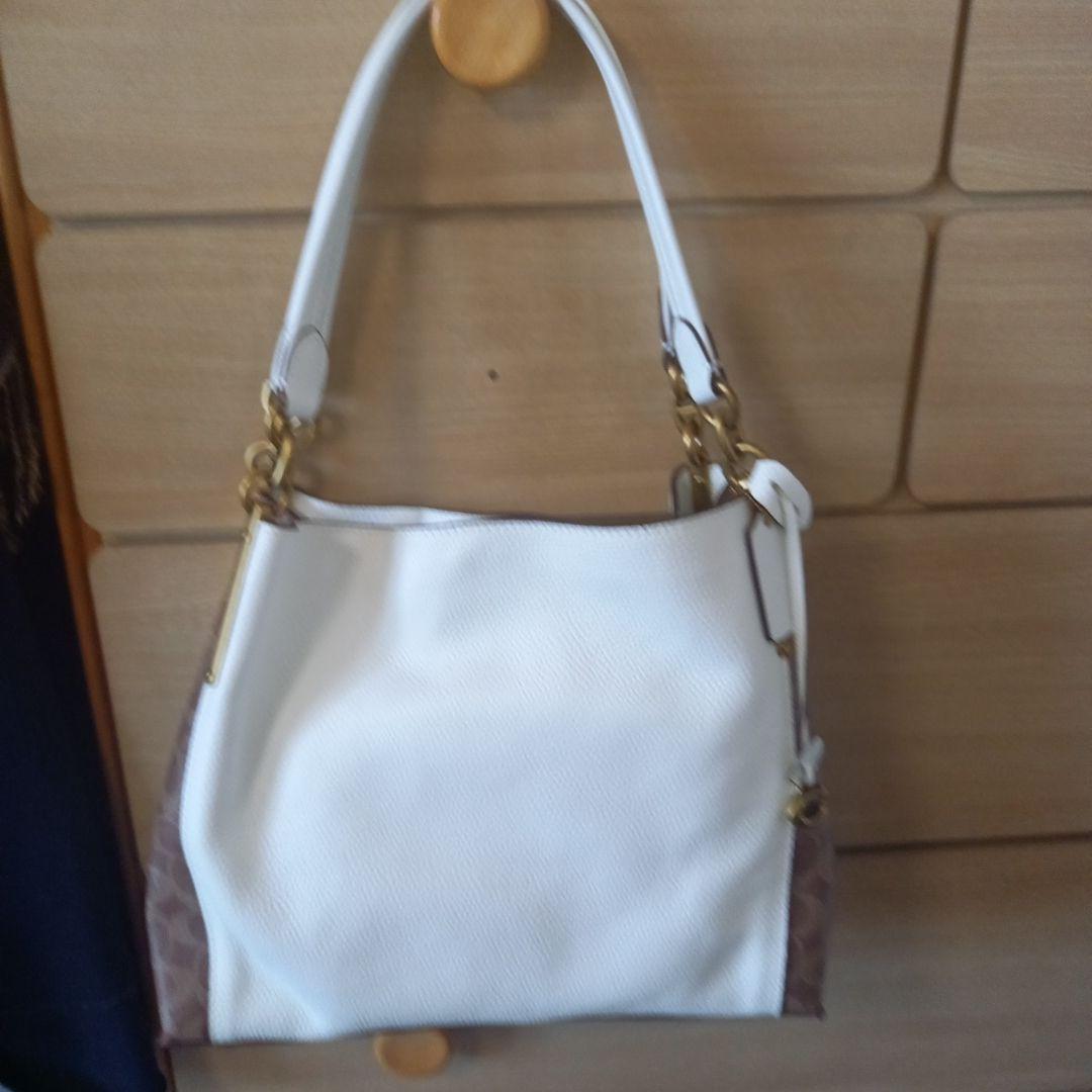 COACHホワイト/ブラウン レザー ハンドバッグ　アウトレット品