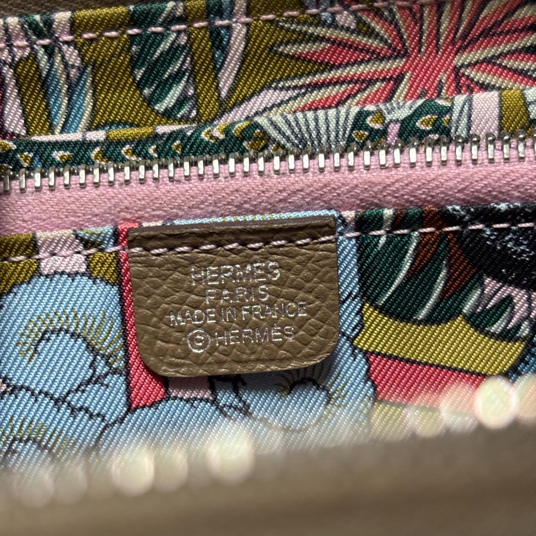 【美品 D刻印】 エルメス エトゥープ アザップ ロング シルクイン 長財布