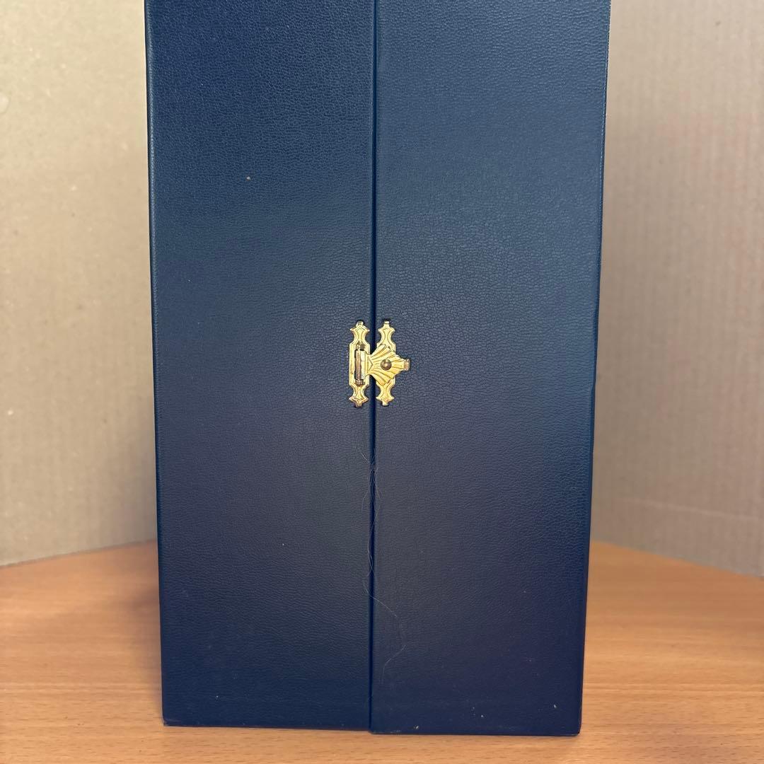 【古酒】新品未開封箱付き！ グレンフィディック21年　ウェッジウッド　陶器ボトル