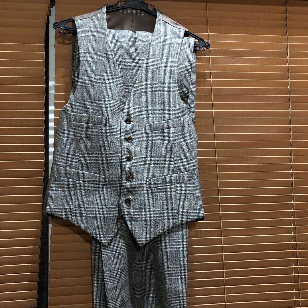 Burberrysバーバリースリースーツ