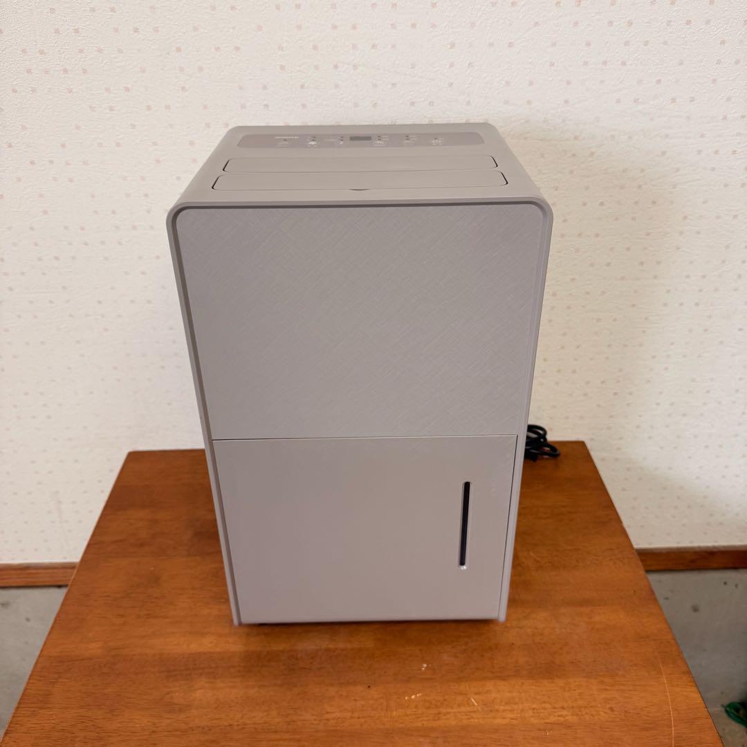 ○ 美品 山善 YAMAZEN 除湿機 YKDC-H60(GG) 24年製 - メルカリ