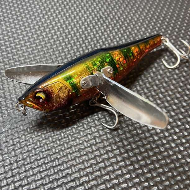 最大90%オフ! ビッグクローラーベイト 羽根モノルアー ダッジ系