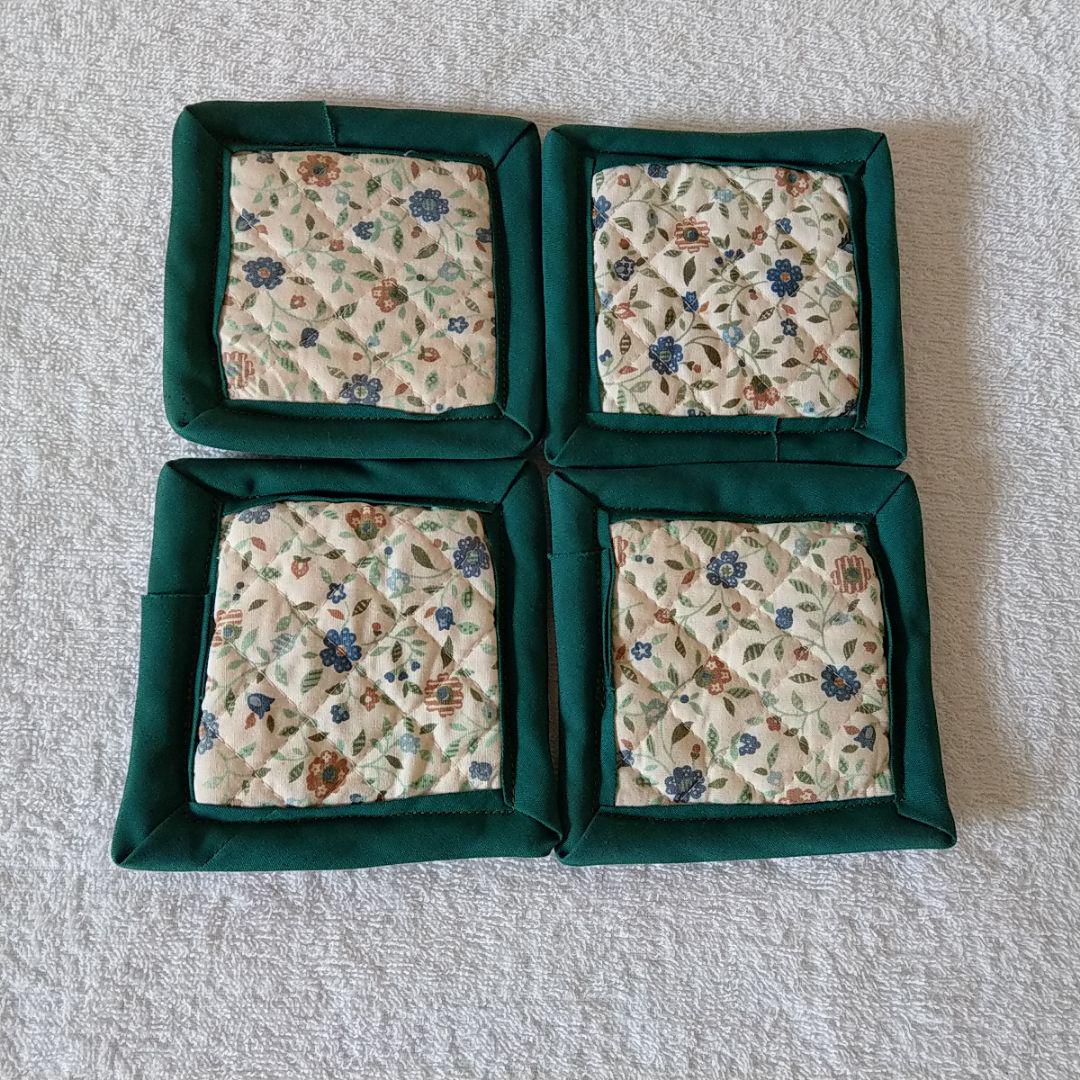 ハンドメイド*座卓敷*花柄*キルティング*座敷机55*4枚セット