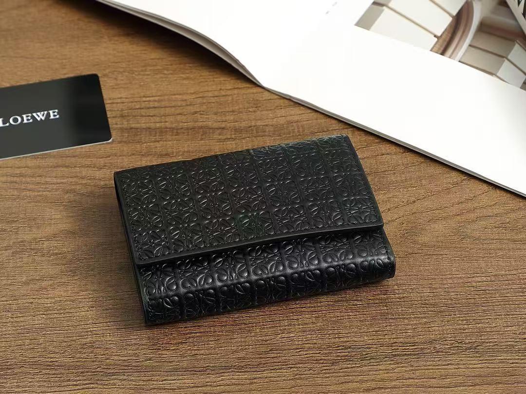 LOEWE 新品 財布 三つ折り財布