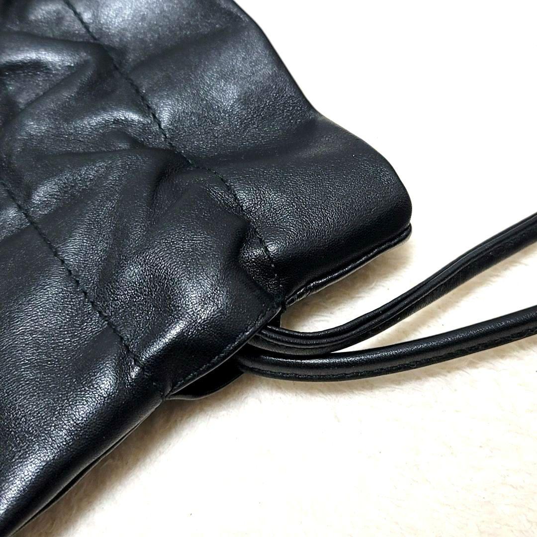 美品 GUCCI オールレザー 巾着 ショルダーバッグ ロゴプレート ブラック
