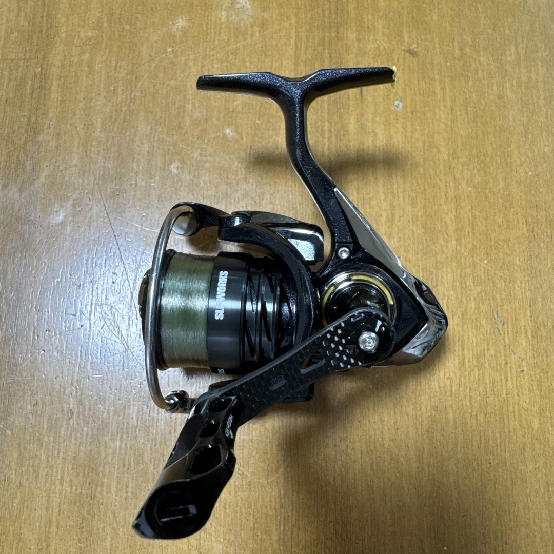 DAIWA 18レガリスLT2000S カスタムパーツ多数 A