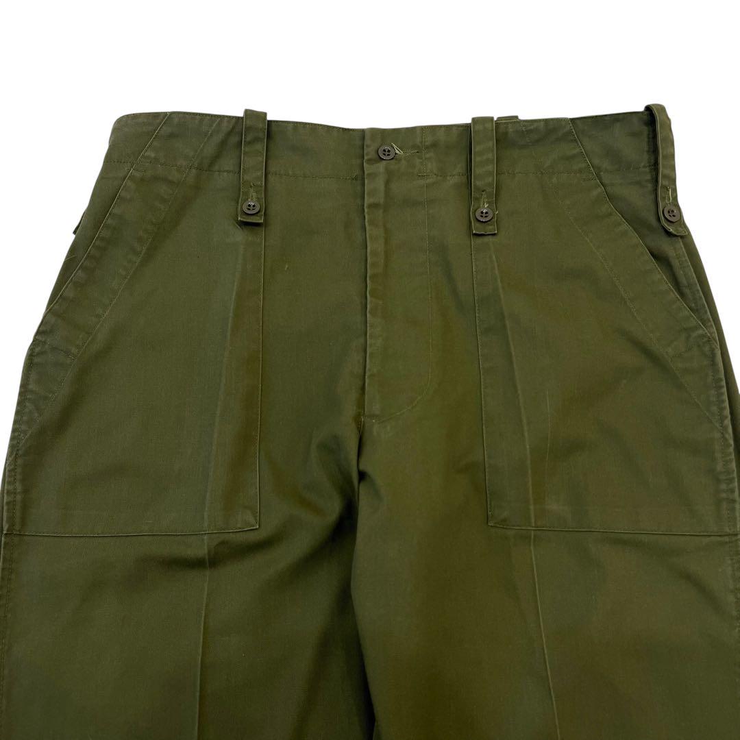 【本物新品保証】 古着イギリス軍ライトウェイトファティーグワークパンツW36 パンツ
