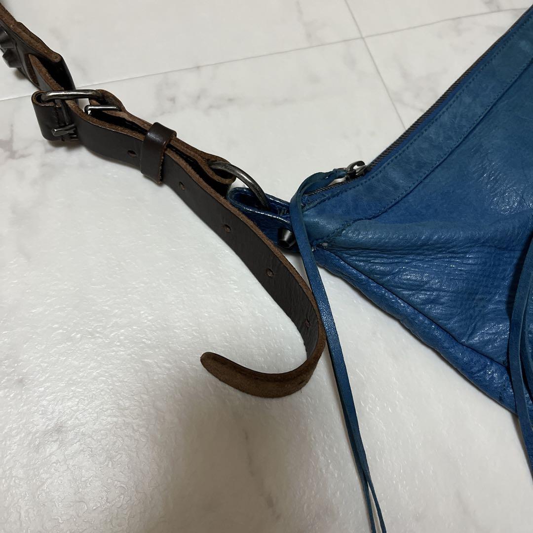 バレンシアガ ショルダーバッグ