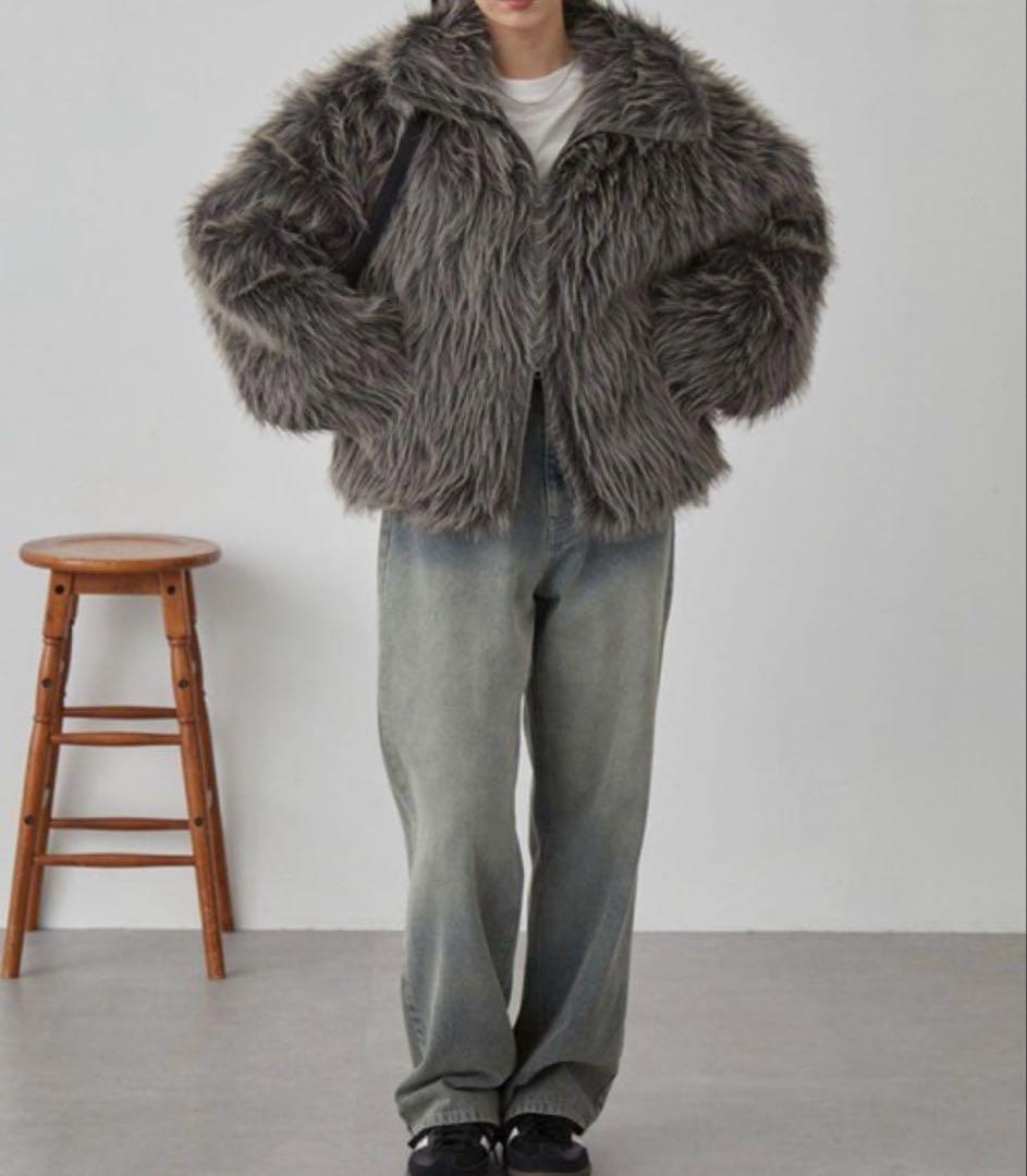 nuinullu スタンドカラーボリュームファーショートブルゾン グレー nuinullu スタンドカラーボリュームファーショートブルゾン グレー