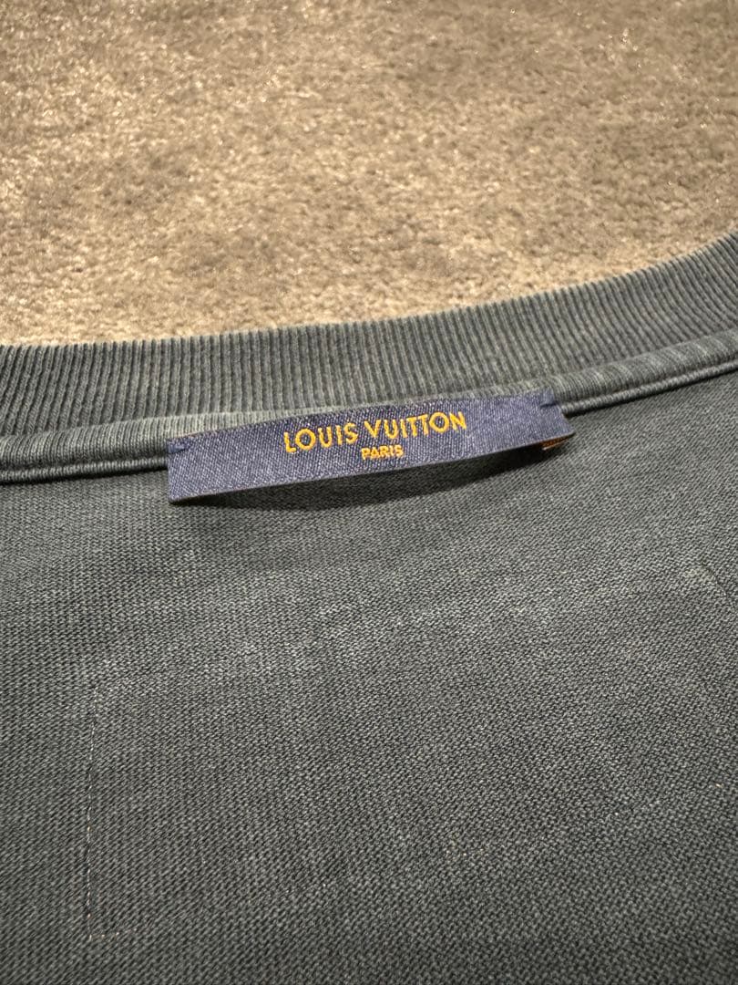 美品！ルイヴィトン　LV ダメージ Tシャツ　4L 美品！ルイヴィトン LV ダメージ Tシャツ 4L - メルカリ