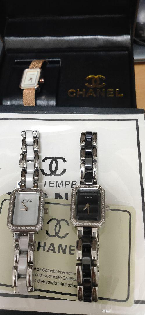 CHANEL ノベルティ スクエアフェイス時計 ブラック