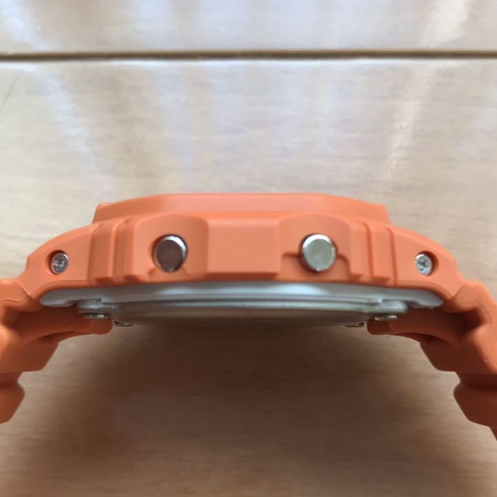 お買い得 G-SHOCK サマーグラデーション オレンジ R7SVq-m67237728266 Gショック DW-5600LC 通販格安