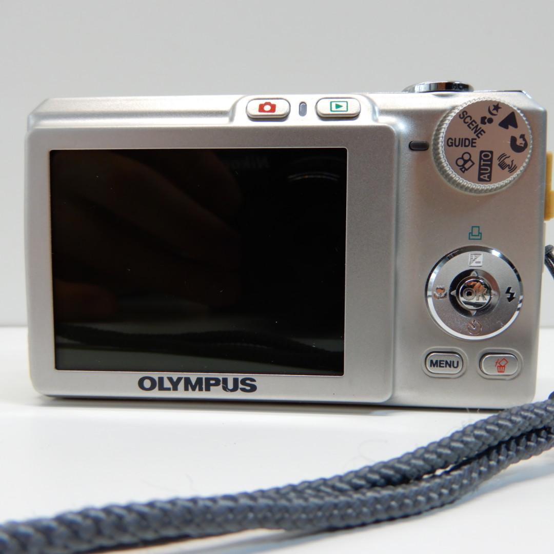 Olympus FE-220 シルバー CAMEDIA FE-220：コンパクトデジタルカメラ：カメラ製品：オリンパス