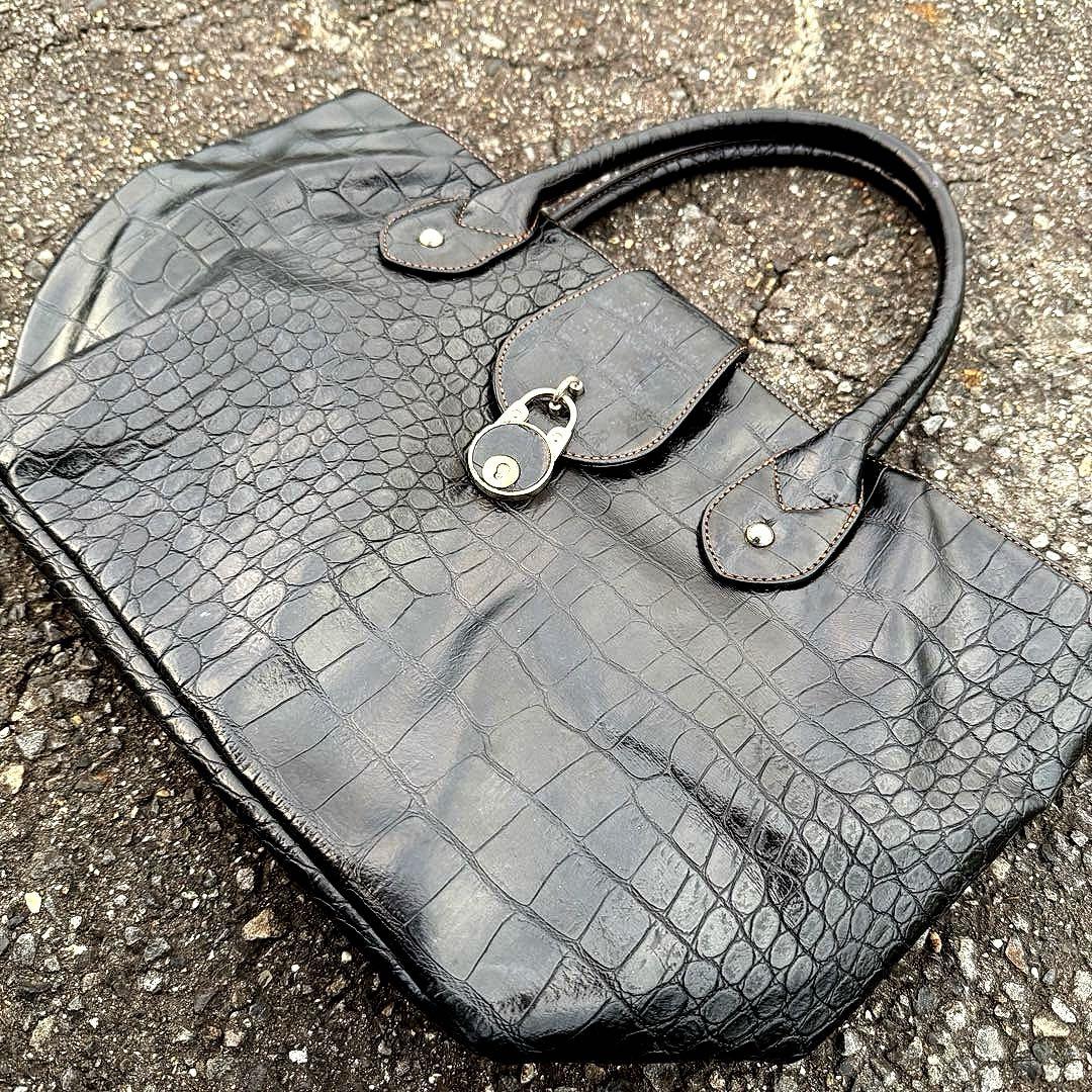 City Bag Grunge Y2k Black ショルダーバッグ 00s Archive | TikTok