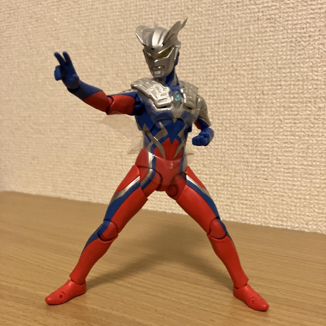s.h.フィギュアーツ　テクターギア・ゼロ