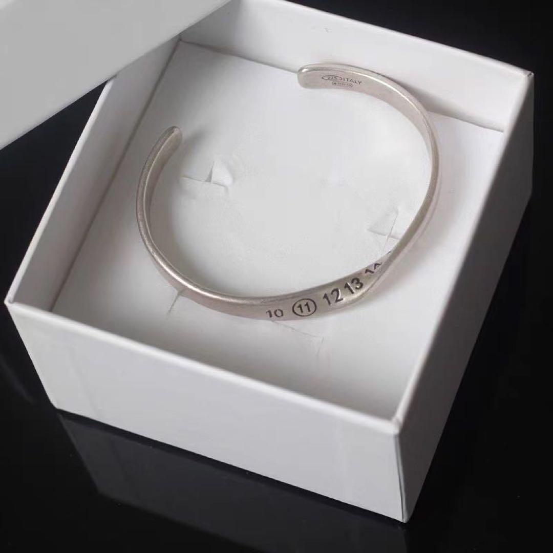 速くおよび自由な 美品】【超希少】TMT × フェザーバングル（CATEGORY HARIM アクセサリー