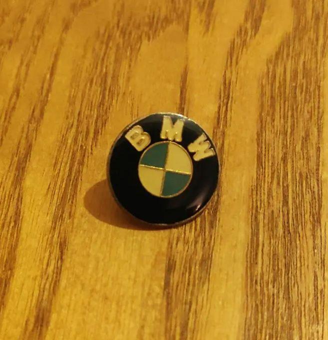 ビンテージ BMW ピンバッジ お値下げ