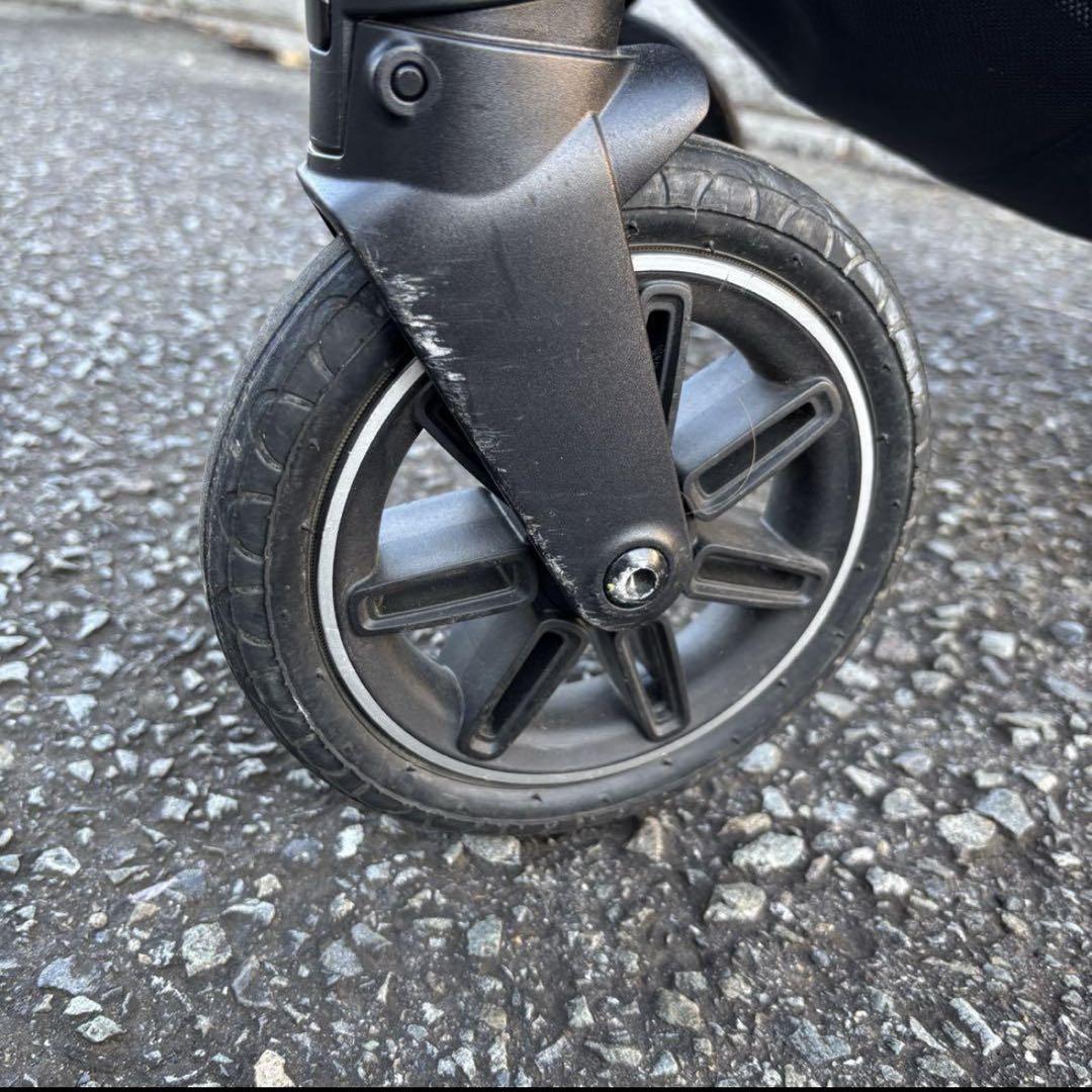 nuna triv black frame caviar キャビア