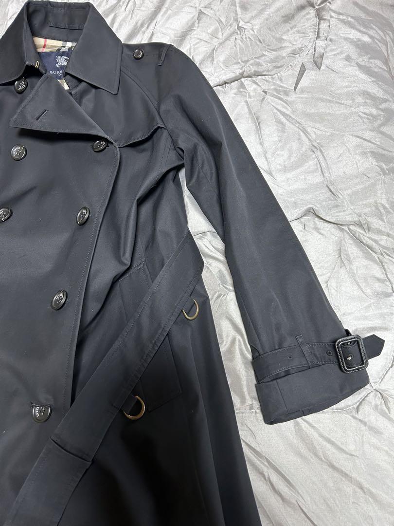 Burberry レディーストレンチコート 黒