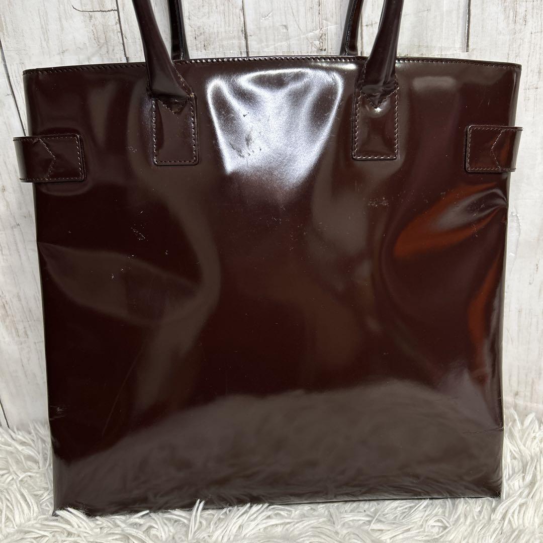 GUCCI トートバッグ　ロゴ型押し　ブラウン　大容量　エナメル　パテントレザー